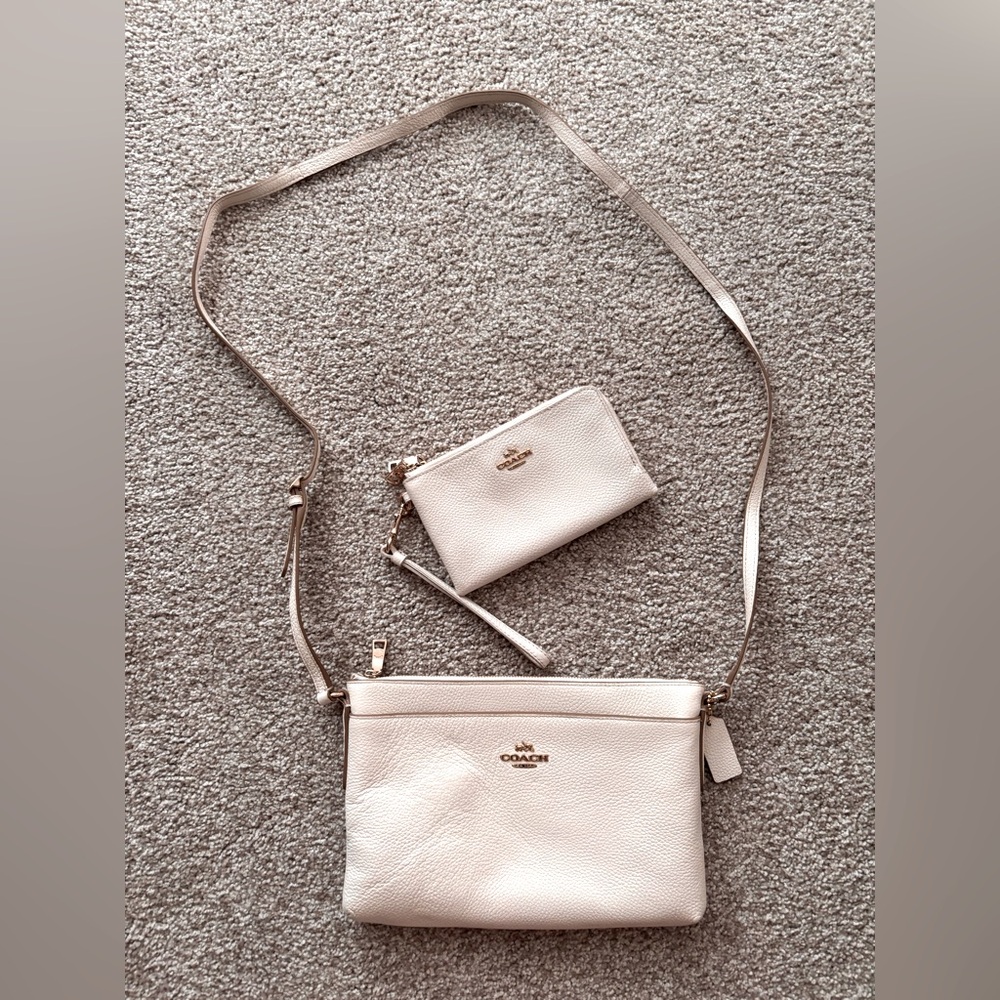 Coach ivory set